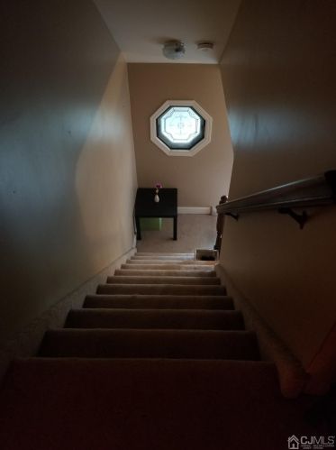 51 Sturgis Rd, Edison NJ 08817-4071 exterior