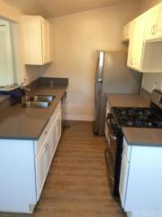 305 3rd St, Tustin, CA 92780-3727