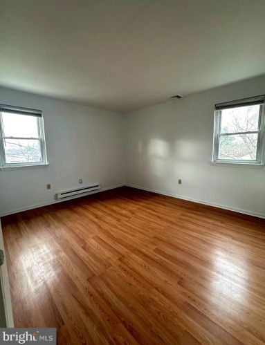 104 Armstrong Ln, Lancaster PA  17603-5972 exterior