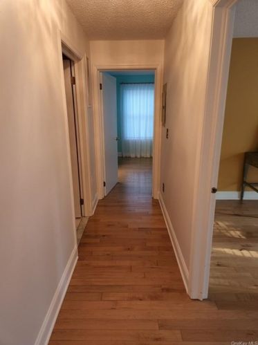 1 Huntington Cir, Peekskill NY 10566-2558 exterior