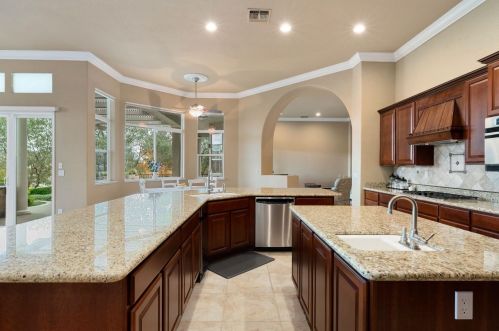 1251 Souza Dr, Folsom CA  95762-7559 exterior