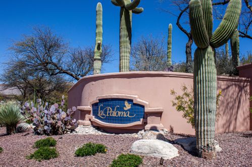 5999 Placita Pajaro, Tucson AZ  85718-3466 exterior