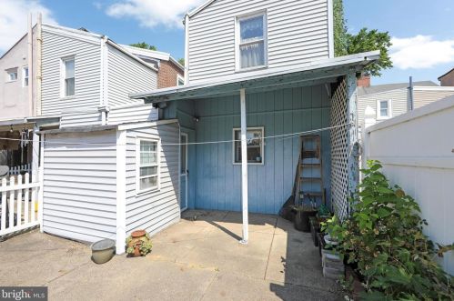 536 Belgrade St, Philadelphia PA 19125-2718 exterior