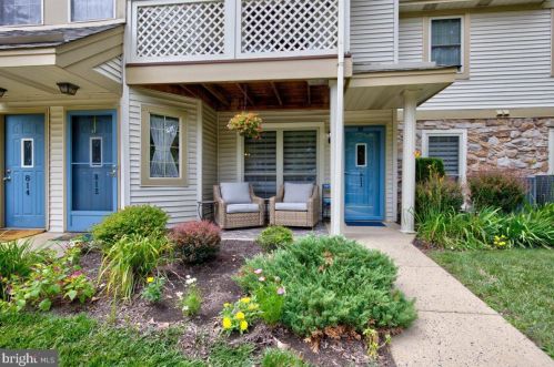 811 Foxmeadow Dr, Limerick, PA 19468-1536