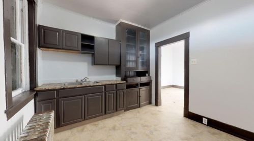 2608 Brownsville Rd, Pittsburgh PA 15210-4204 exterior