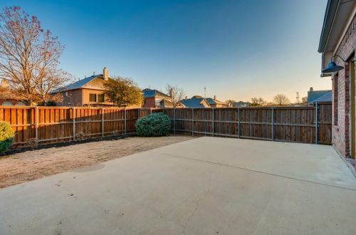 11092 Snyder Dr, Frisco TX 75035-8891 exterior