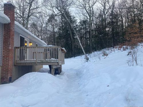 315 Litchfield Rd, Torrington CT 06791-2101 exterior