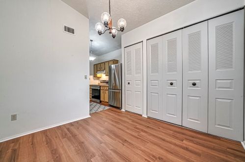 604 Meade Dr, Moon Twp PA 15108-9668 exterior