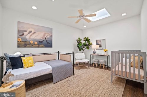 1713 Bay St, Washington DC 20003-1647 exterior