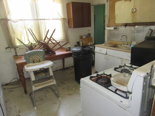 6729 Rhodes Ave, Chicago IL 60827-1340 exterior