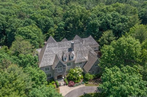 12 Thatcher Ter, Farmington CT 06032-1566 exterior