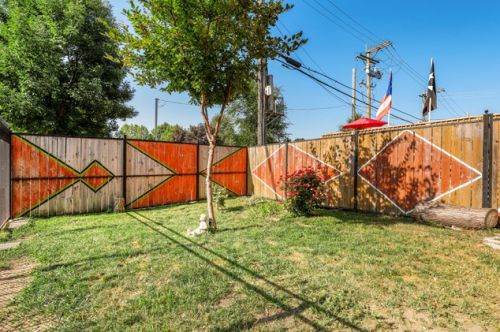 520 Kedzie Ave, Chicago IL 60652-1914 exterior