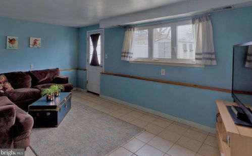 73 Falmouth Rd, Trenton NJ 08620-1516 exterior