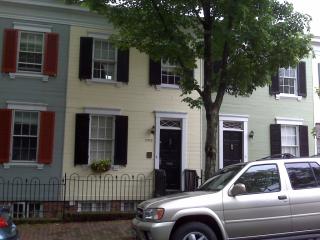 2920 N St, Washington DC  20007-3341 exterior