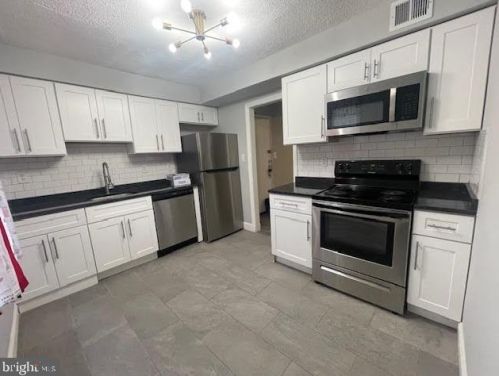 3922 Southern Ave, Washington DC 20020-1125 exterior