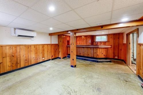 293 Doyle Ave, Providence RI 02906-3354 exterior