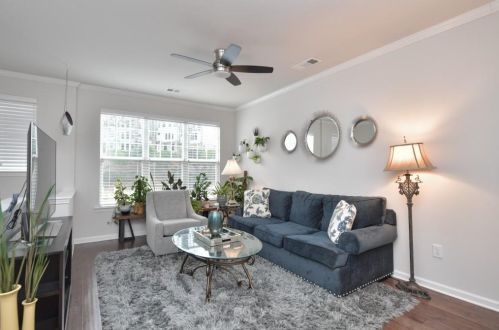 1025 Liberty Pkwy, Atlanta, GA 30318-9376