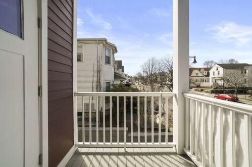 966 Hyde Park Ave, Boston MA  exterior