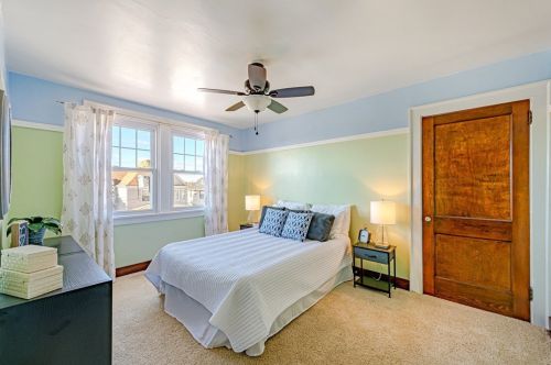 152 Jamaica Ave, Pittsburgh PA 15229-1748 exterior