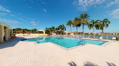 112 Berkeley Ave, Fort Pierce FL 34986-3594 exterior