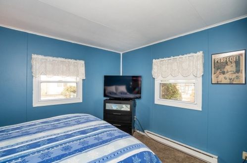 38 Ramah St, Springfield MA 01104-2741 exterior