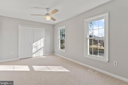 7449 Duddington Dr, Alexandria VA 22315-3849 exterior