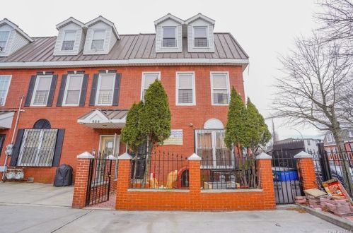 652 Beck St, Bronx NY 10455-1902 exterior