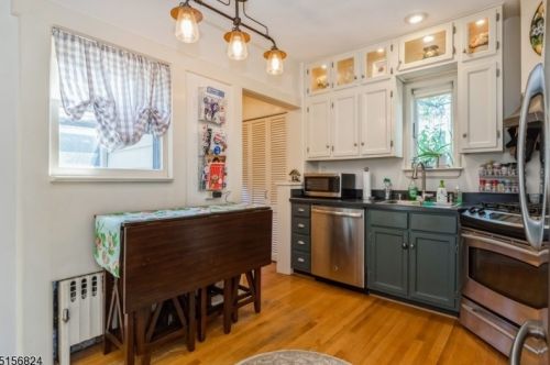 85 Spg Gdn Ave, Nutley NJ 07110-1508 exterior