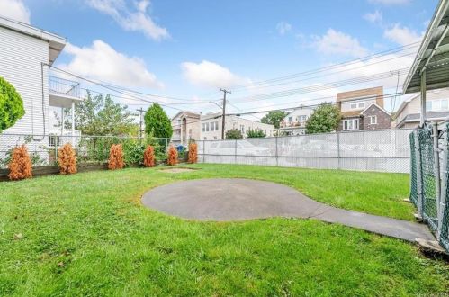 3047 Harding Ave, Bronx NY exterior