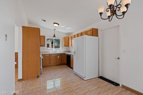 2891 Ribera Pl, Tucson AZ  85742-9296 exterior