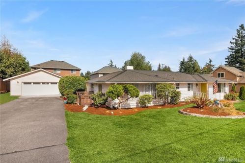 19 213th St, Bothell, WA 98021-7562