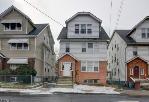 123 University Pl, Irvington NJ  07111-2638 exterior