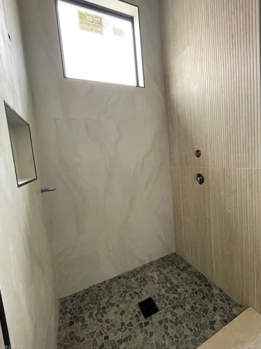 681 93 Ave, Naples FL 34108-2438 exterior