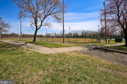 2905 Carlton Ave, Washington DC 20018-2615 exterior