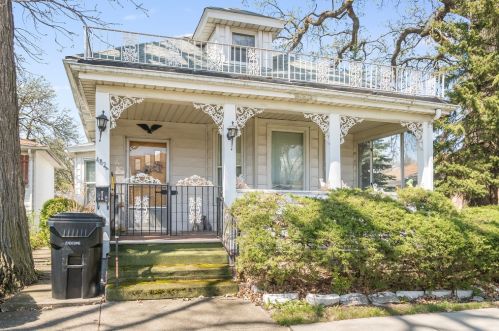 4824 Natoma Ave, Chicago, IL 60656-4014