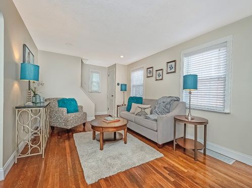 1001 Biltmore Ave, Pittsburgh, PA 15216-2303