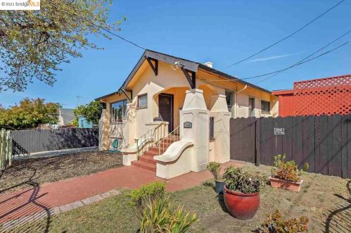 1349 Delaware St, Berkeley, CA 94702-1408