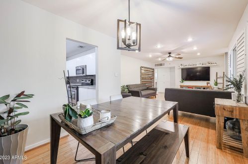 4820 14th Ave, Phoenix AZ  85013-2414 exterior