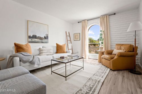 10824 12th St, Phoenix AZ  85020-1131 exterior