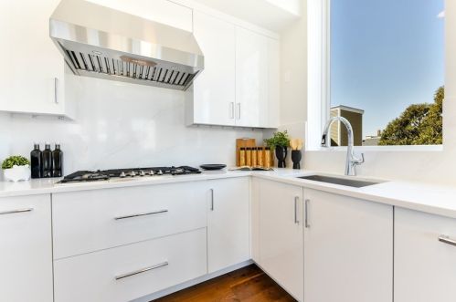 812 6th St, Boston MA 02127 exterior