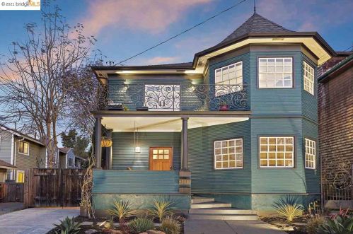 3117 Ellis St, Berkeley, CA 94703-2494