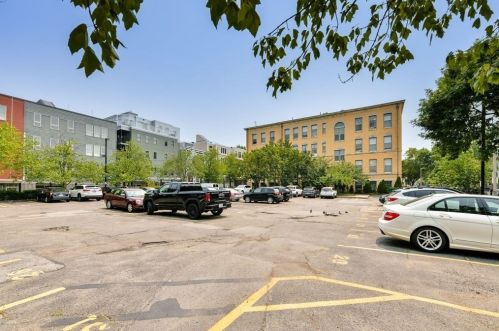 350 4th St, Boston MA  02127-2672 exterior