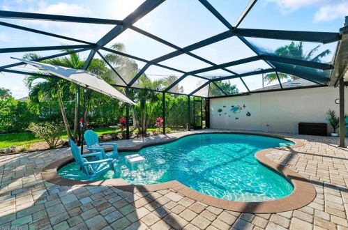 662 109 Ave, Naples FL 34108-1810 exterior