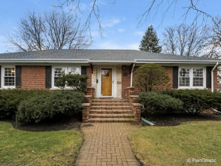 6800 Loleta Ave, Chicago IL  60646-1426 exterior