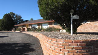 7501 Calle Brisas, Tucson AZ  85750-2743 exterior