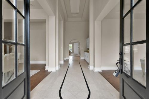 82 Greenview St, Montgomery TX  77356-8456 exterior