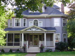 310 Waverley Ave, Newton, MA 02458-2714