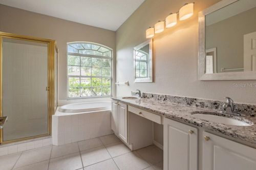 18113 Kara Ct, Tampa FL  33647-3306 exterior