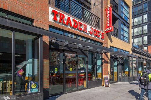 1390 V St, Washington DC  20020-7018 exterior