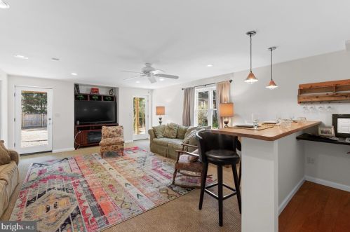 8904 1st Ave, Silver Spring MD 20912-4654 exterior